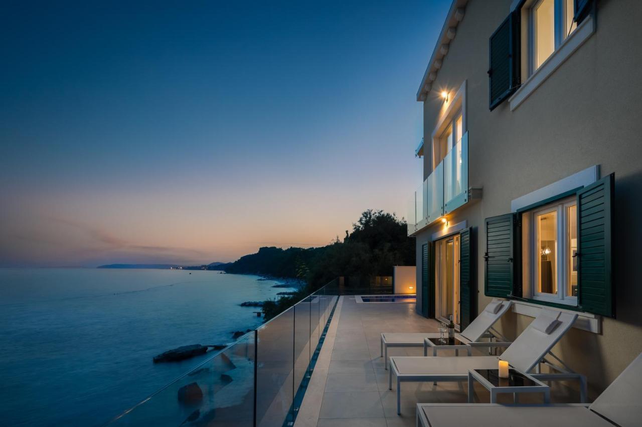 Epetium Beach Villa Split Zewnętrze zdjęcie