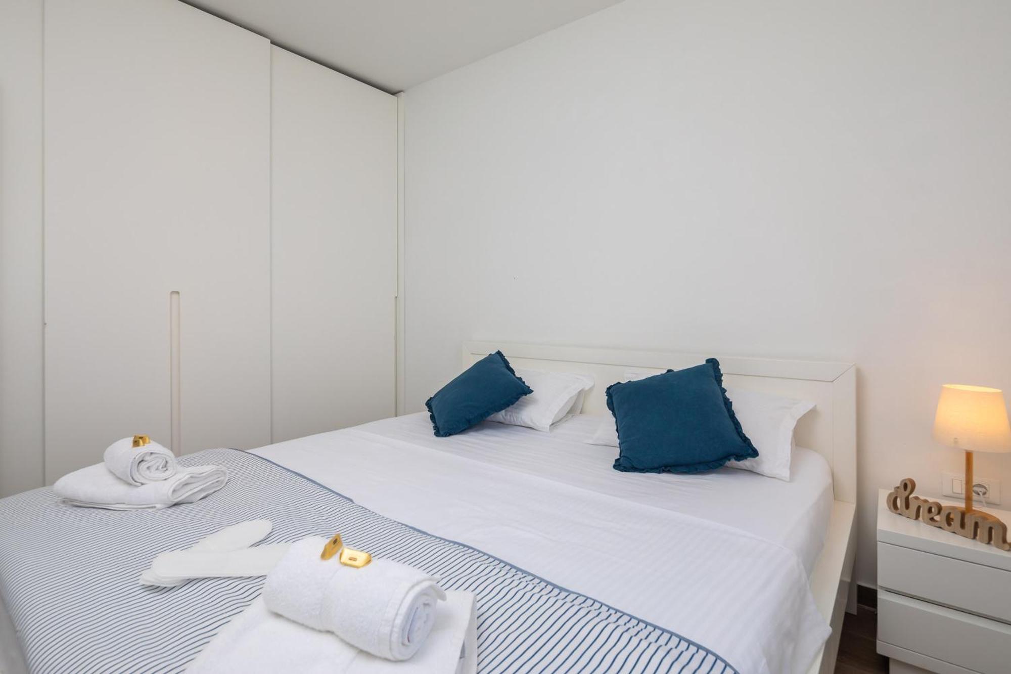 Epetium Beach Villa Split Zewnętrze zdjęcie